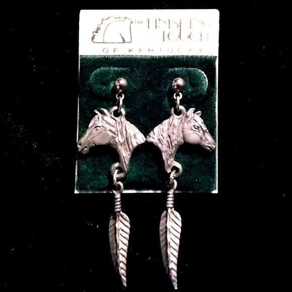 The Finishing Touch Of Kentucky Horse Earrings - Picture 2 of 2